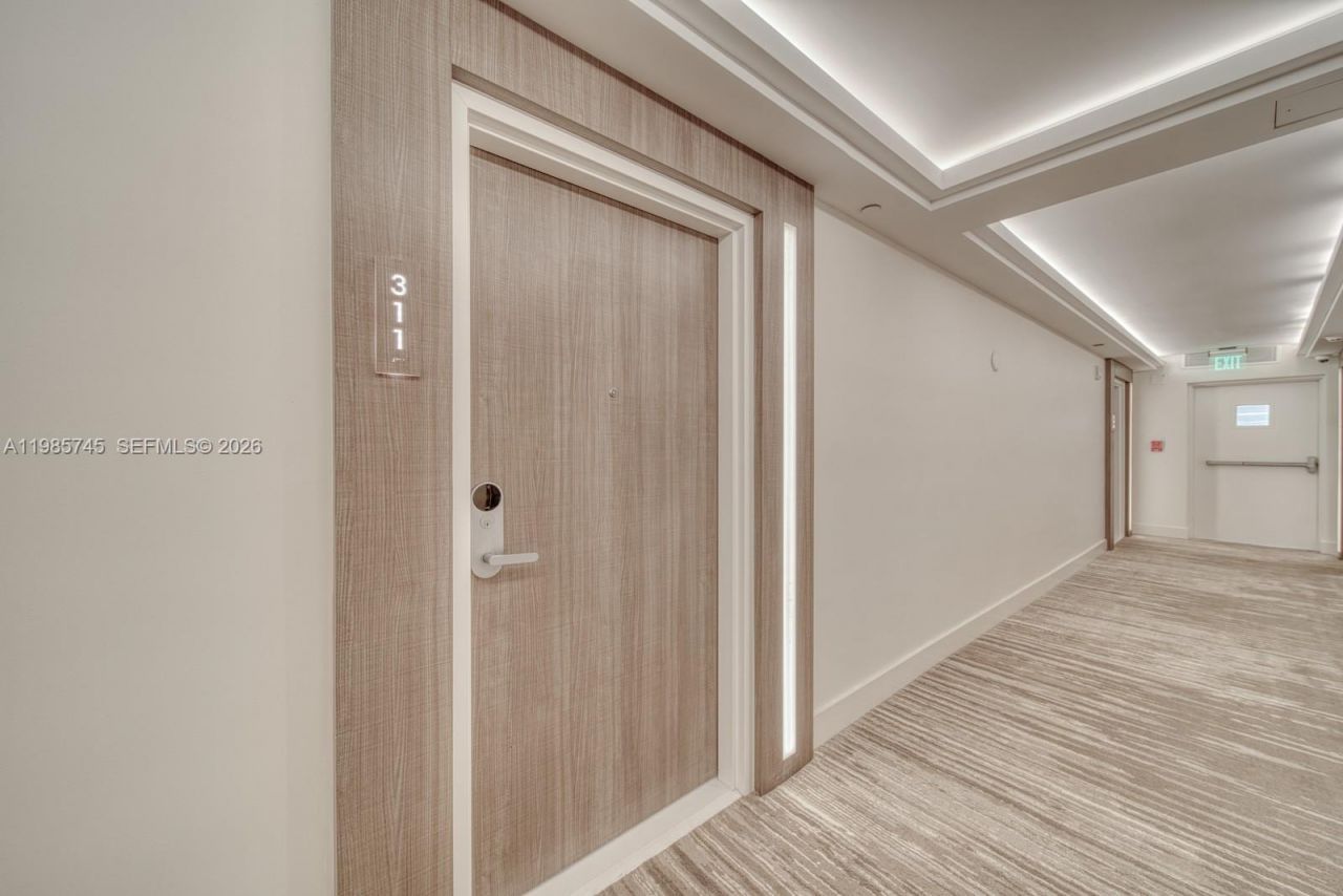 2301 Collins Ave , Unit 311, Miami Beach, FL 33139 Photo