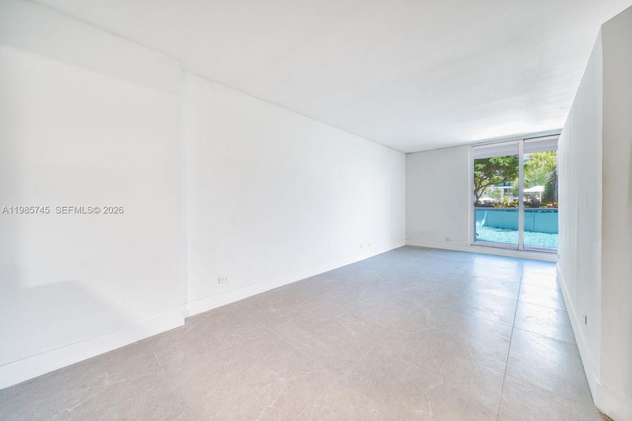 2301 Collins Ave , Unit 311, Miami Beach, FL 33139 Photo