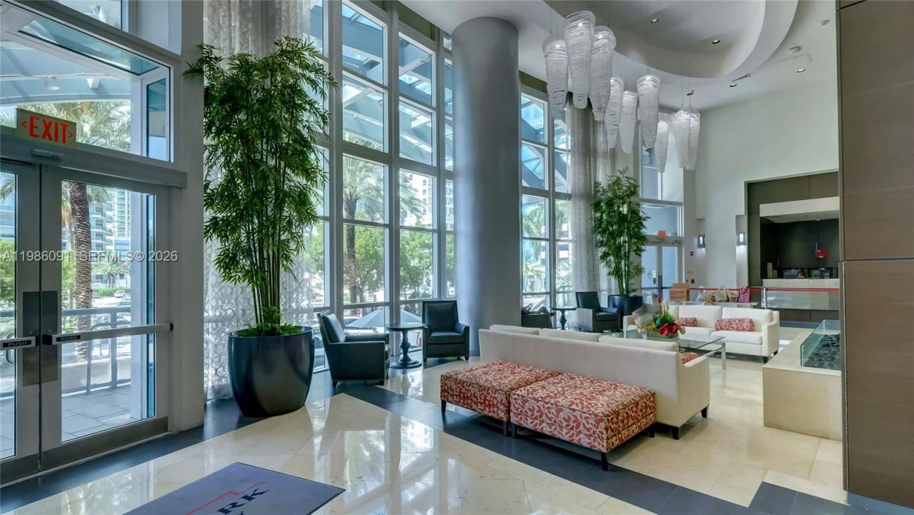 1155 Brickell Bay Dr , Unit 3011, Miami, FL 33131 Photo