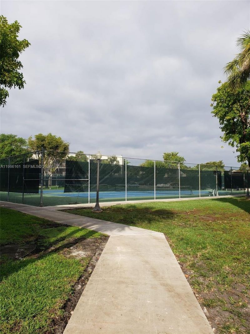 8025 SW 107th Ave , Unit 118, Miami, FL 33173 Photo