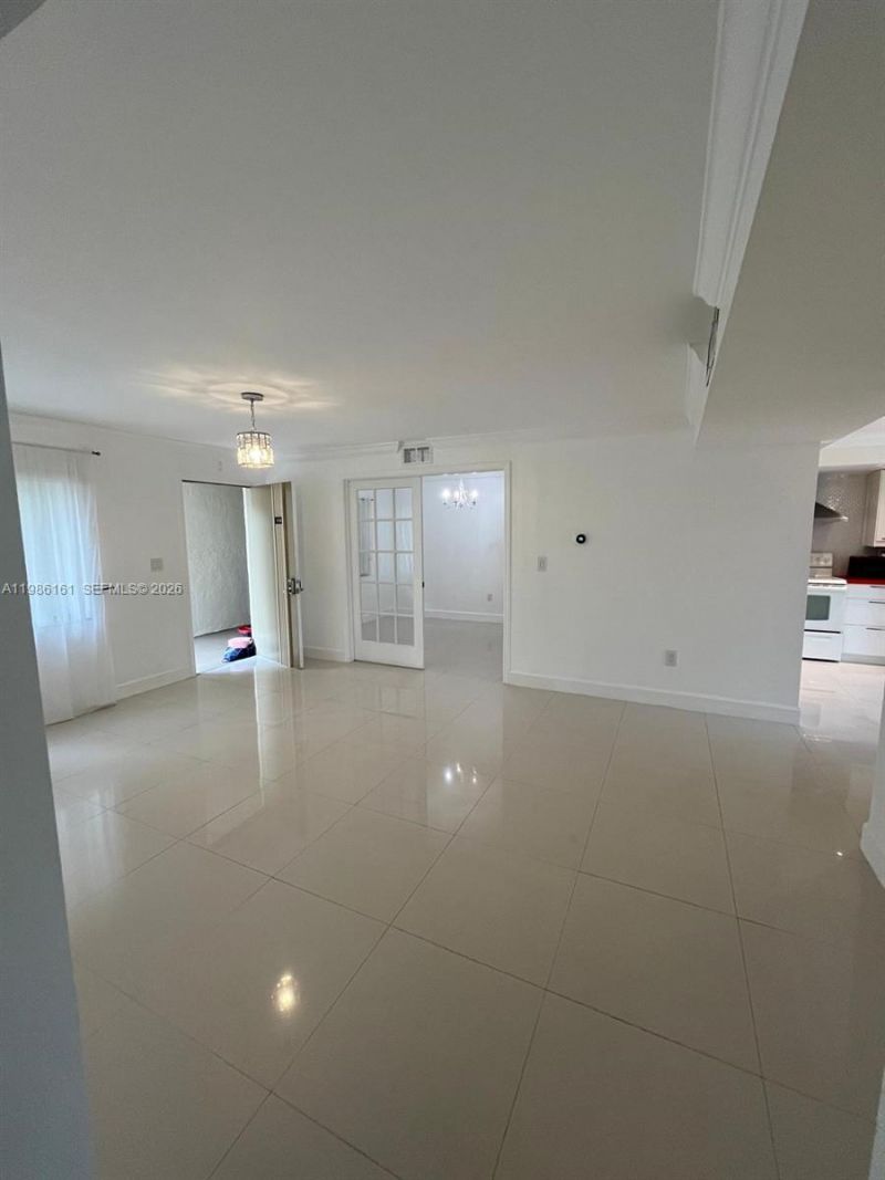 8025 SW 107th Ave , Unit 118, Miami, FL 33173 Photo