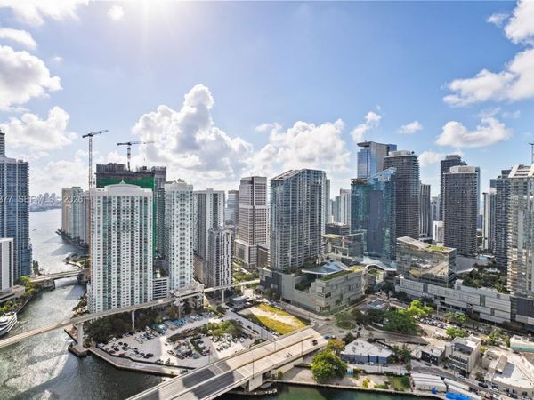 90 SW 3rd St , Unit 4301, Miami, FL 33130