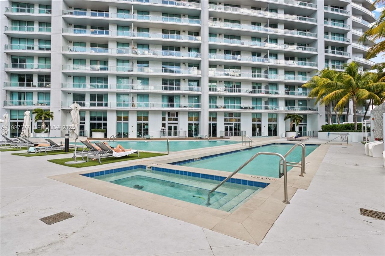 90 SW 3rd St , Unit 4301, Miami, FL 33130 Photo