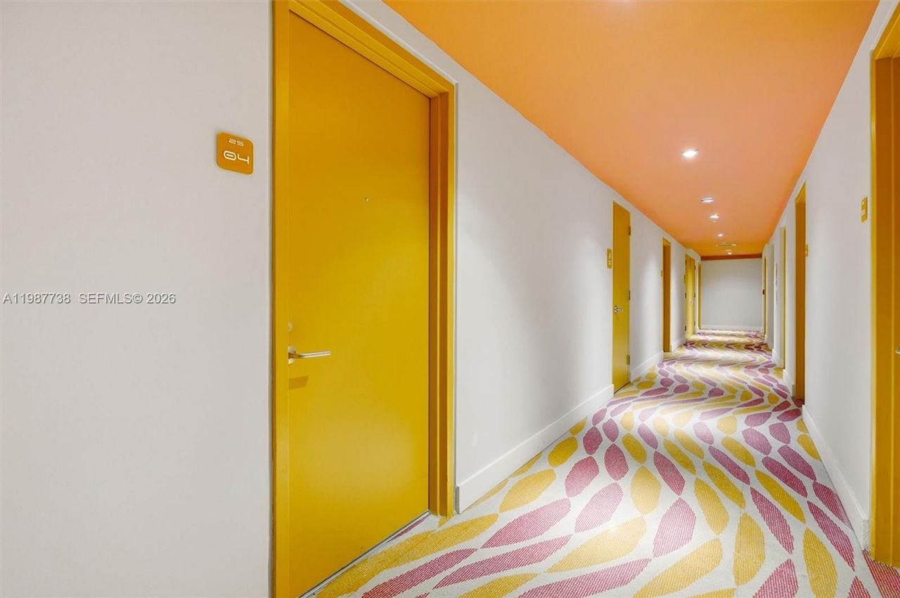 31 SE 6th St , Unit 2504, Miami, FL 33131 Photo