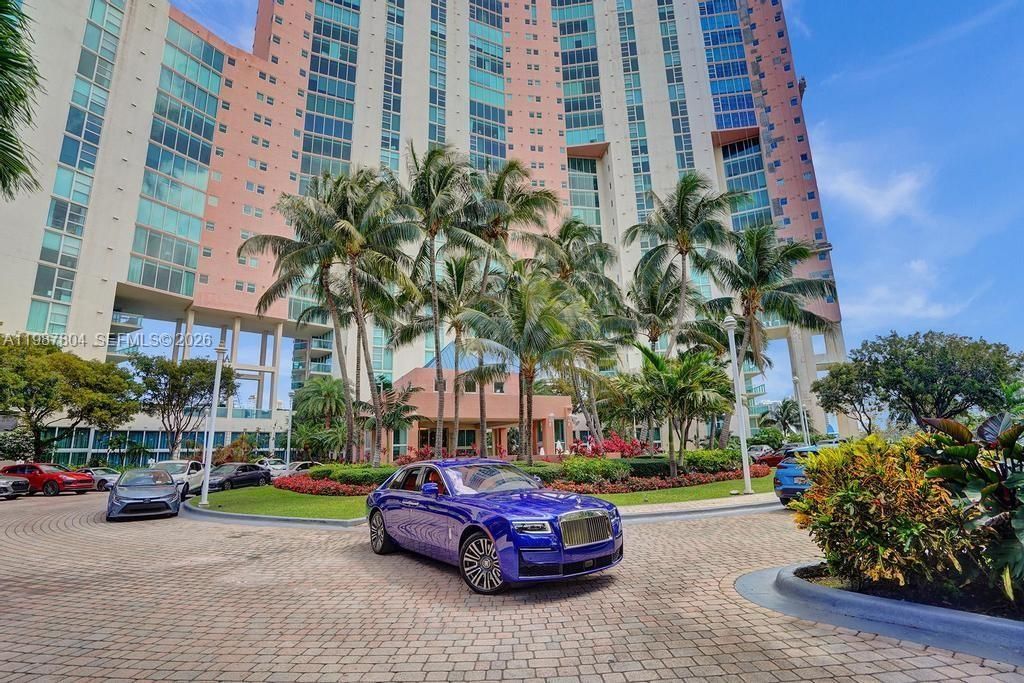 3370 Hidden Bay Dr , Unit TS2810, Aventura, FL 33180 Photo