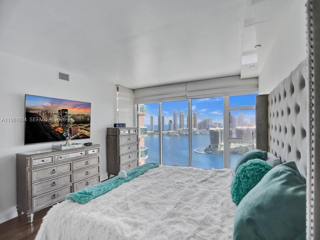 3370 Hidden Bay Dr , Unit TS2810, Aventura, FL 33180 Photo