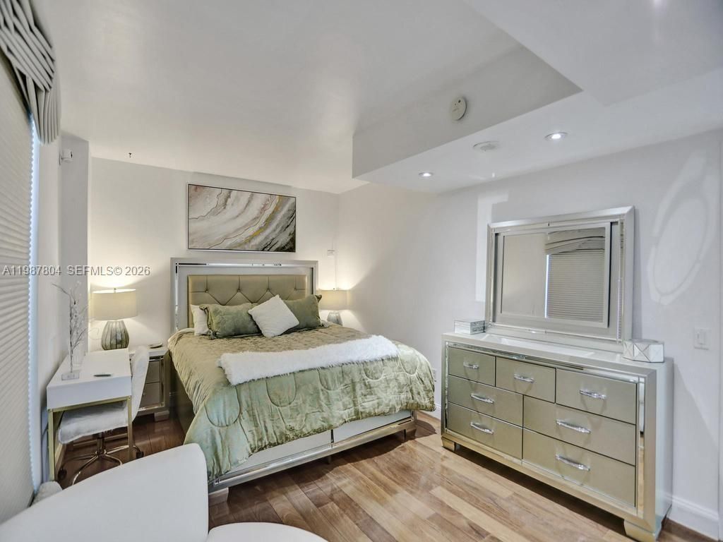 3370 Hidden Bay Dr , Unit TS2810, Aventura, FL 33180 Photo