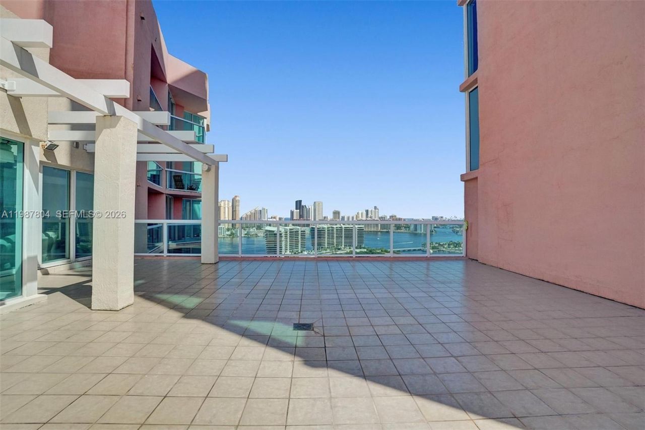 3370 Hidden Bay Dr , Unit TS2810, Aventura, FL 33180 Photo