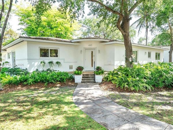 445 Minorca Ave, Coral Gables, FL 33134