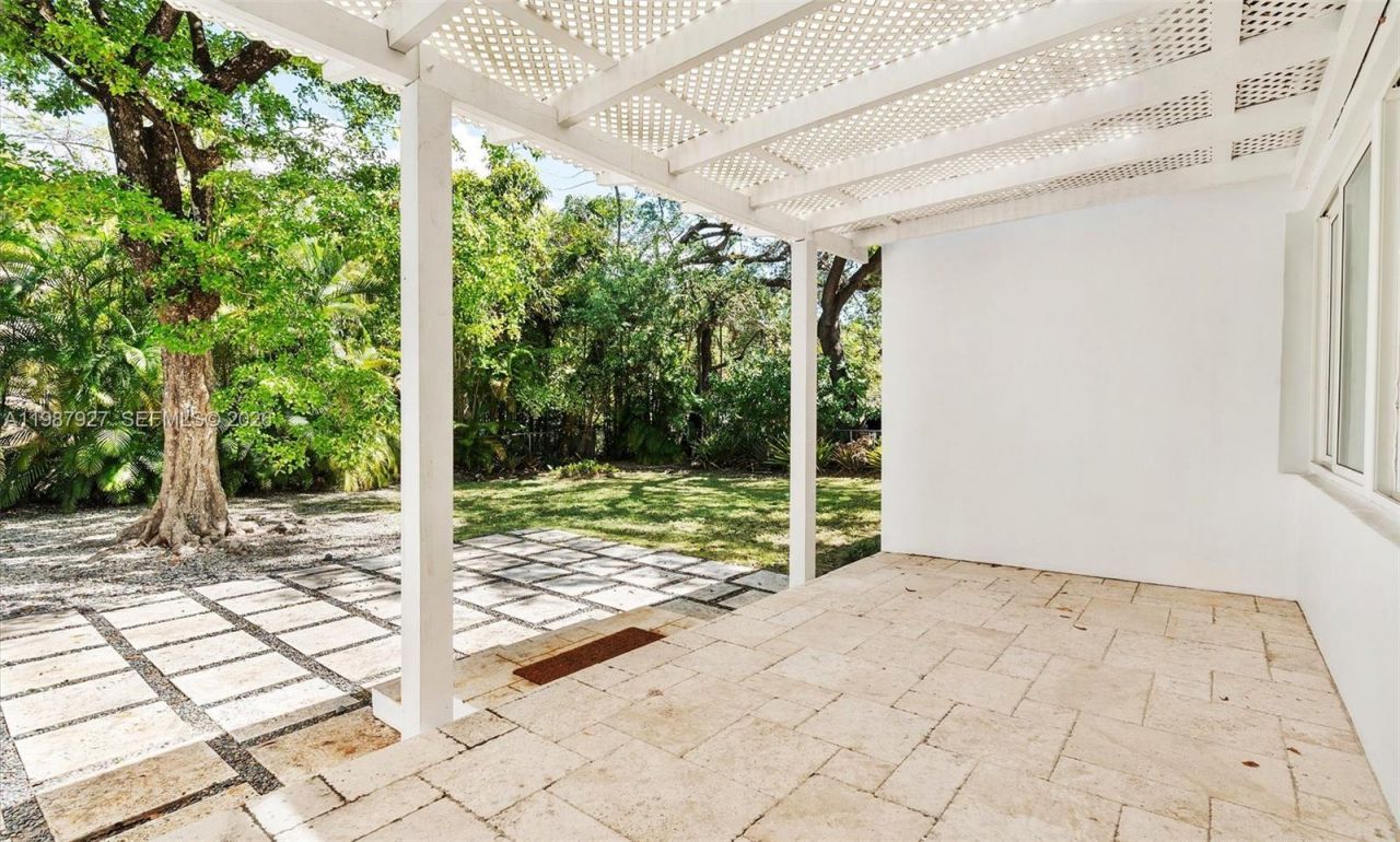 445 Minorca Ave, Coral Gables, FL 33134 Photo