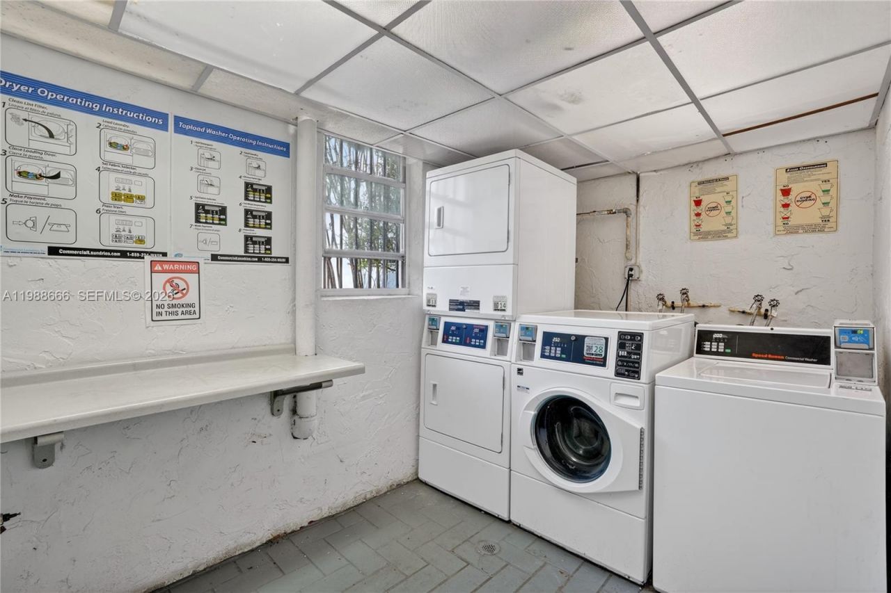 6904 N Kendall Dr , Unit F104, Pinecrest, FL 33156 Photo