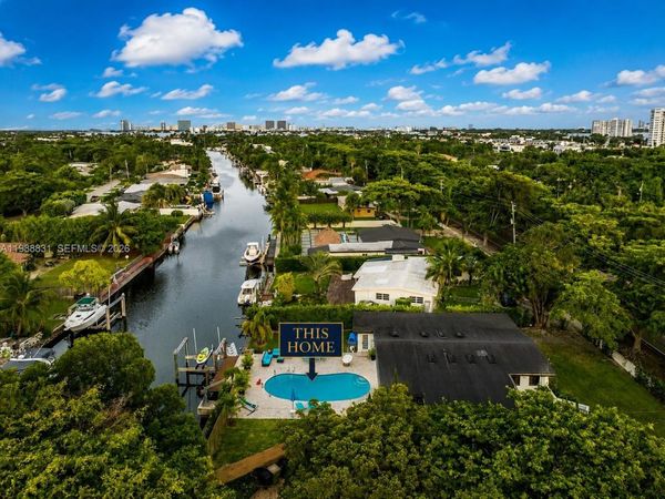 1805 Keystone Blvd, North Miami, FL 33181
