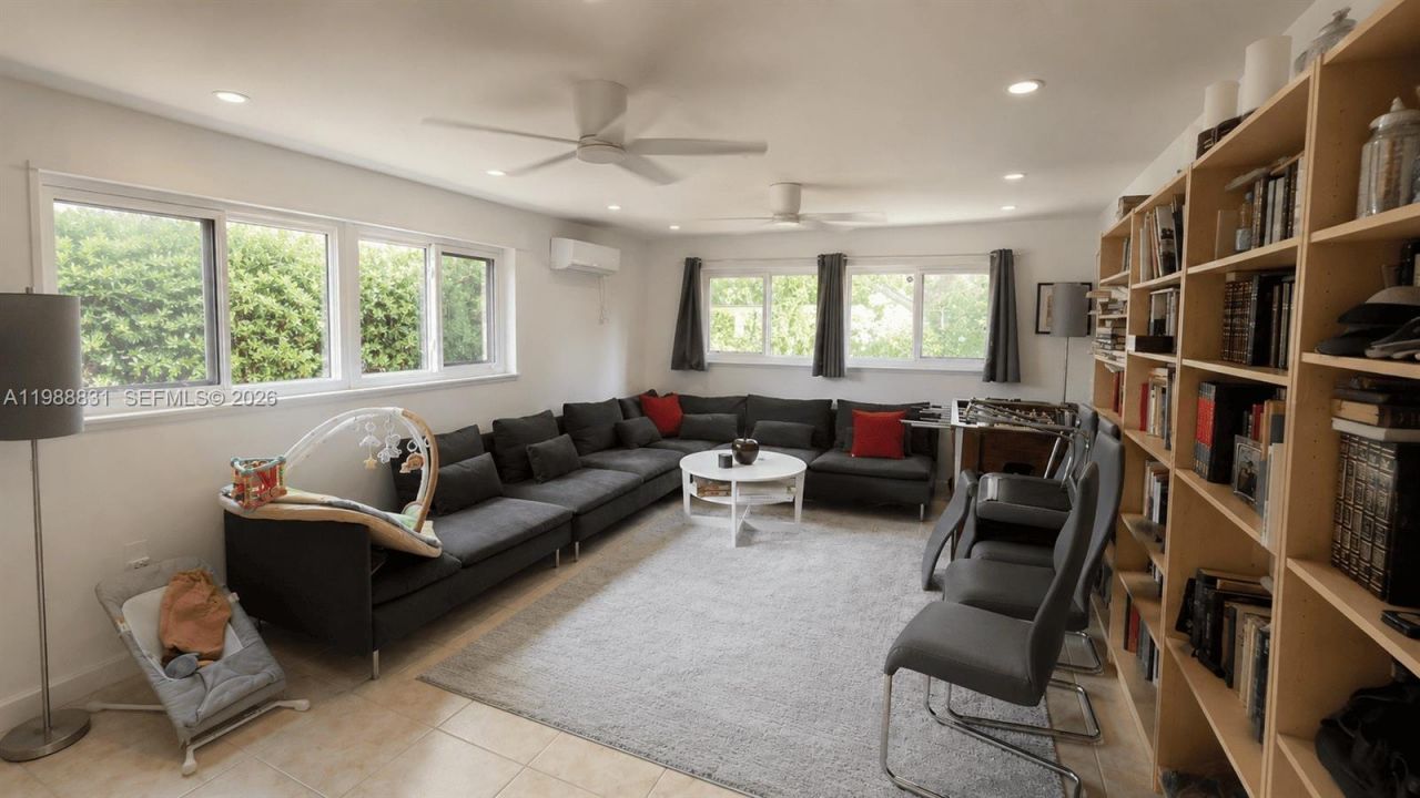 1805 Keystone Blvd, North Miami, FL 33181 Photo