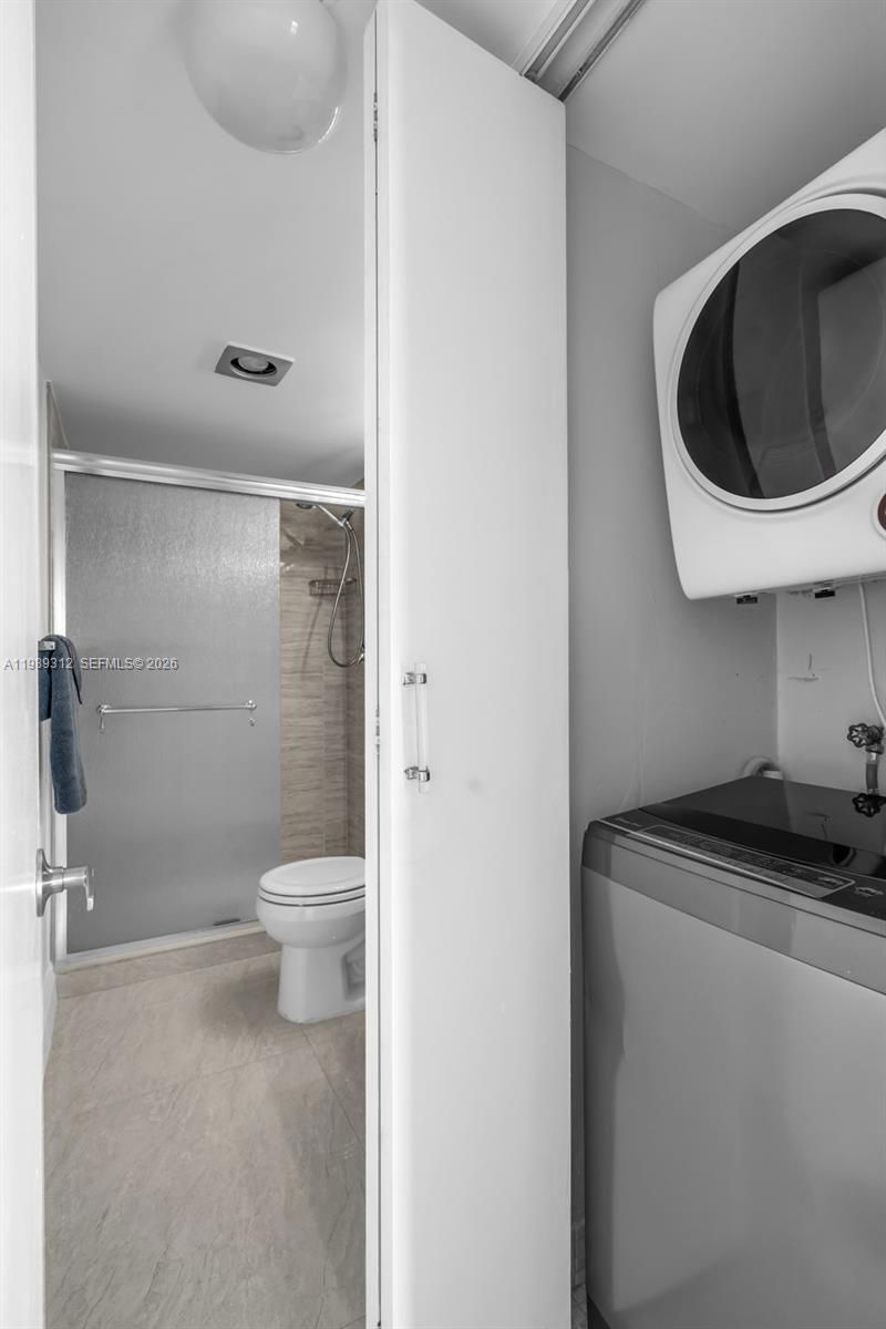 3731 N Country Club Dr , Unit 1427, Aventura, FL 33180 Photo