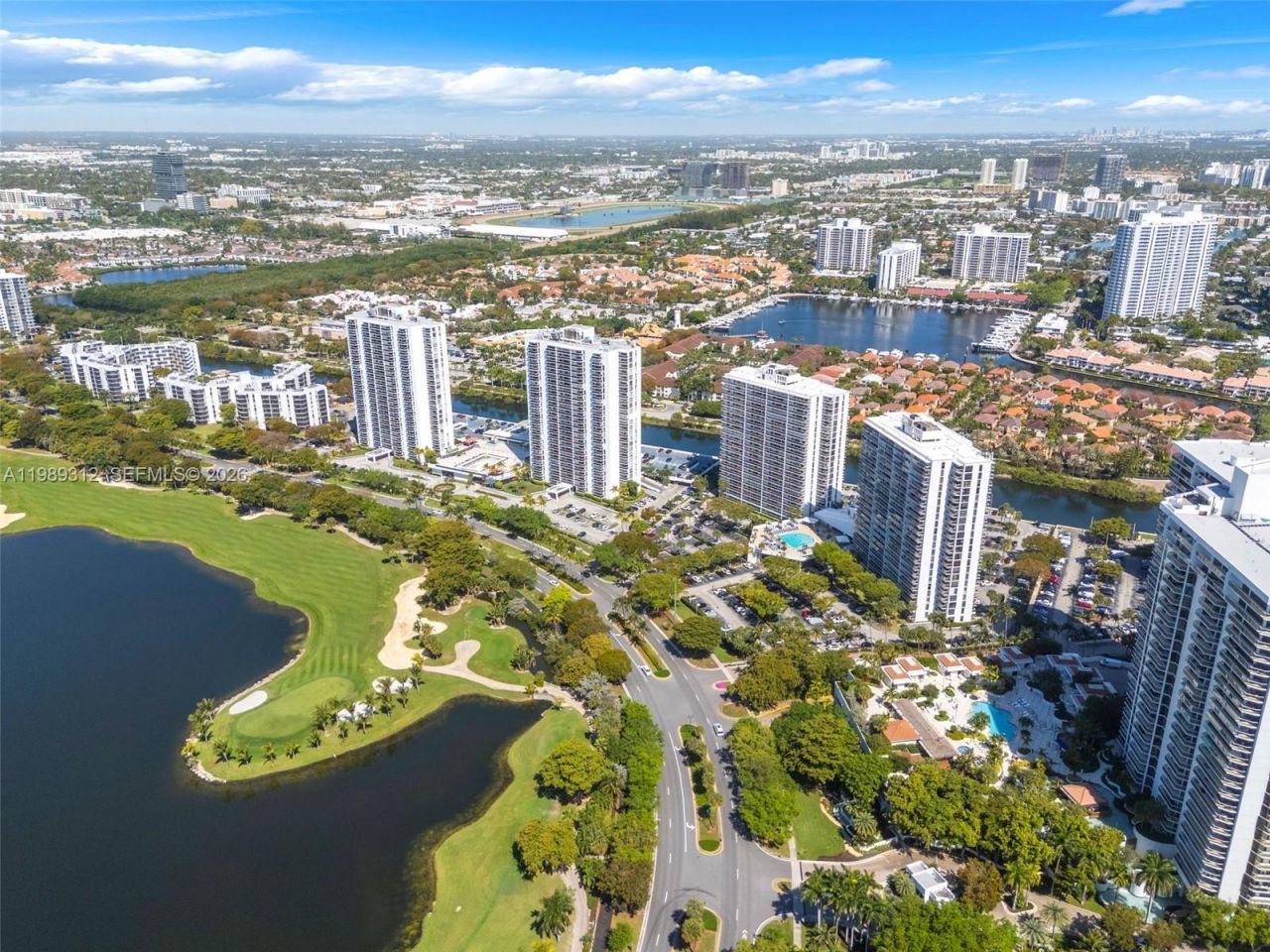 3731 N Country Club Dr , Unit 1427, Aventura, FL 33180 Photo