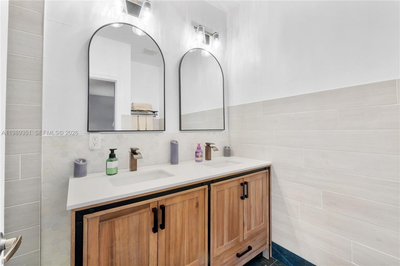 10557 NW 57th Ct , Coral Springs, FL 33076 Photo