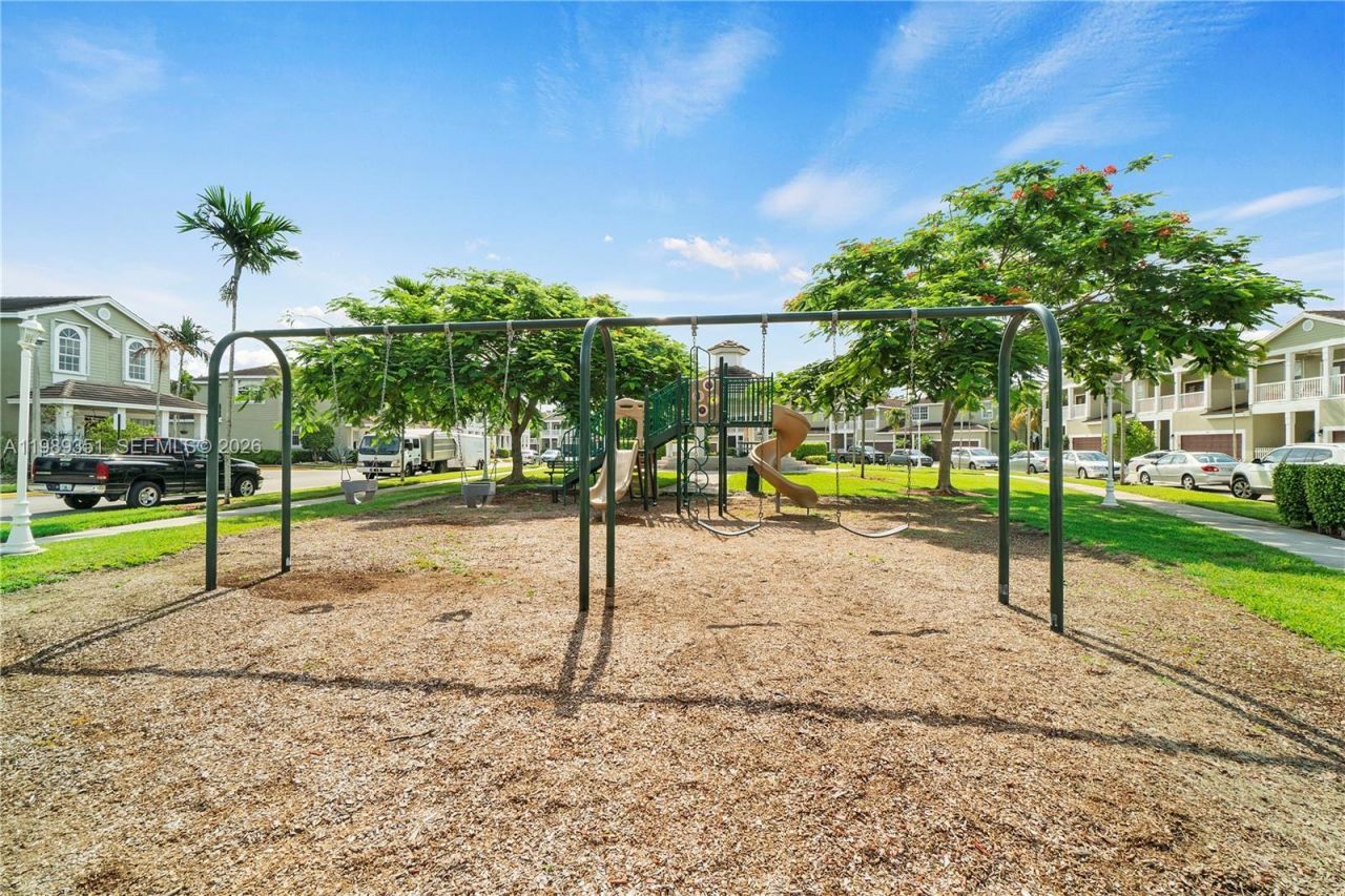 10557 NW 57th Ct , Coral Springs, FL 33076 Photo