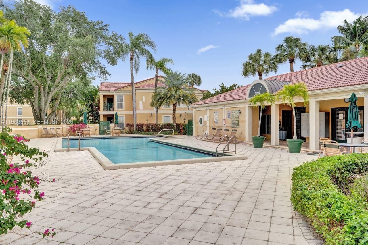 949 Riverside Dr , Unit 417, Coral Springs, FL 33071 Photo