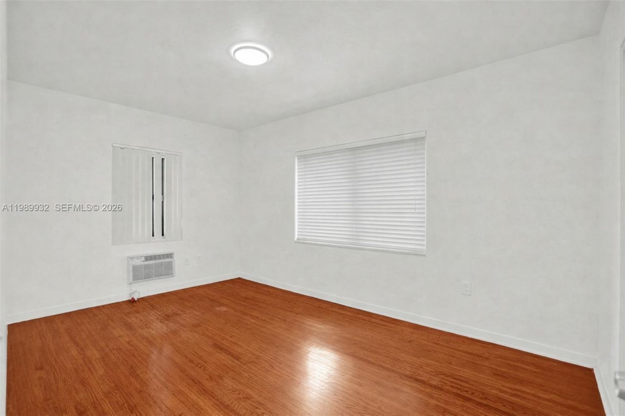 221 NE 48th Ter , Miami, FL 33137 Photo