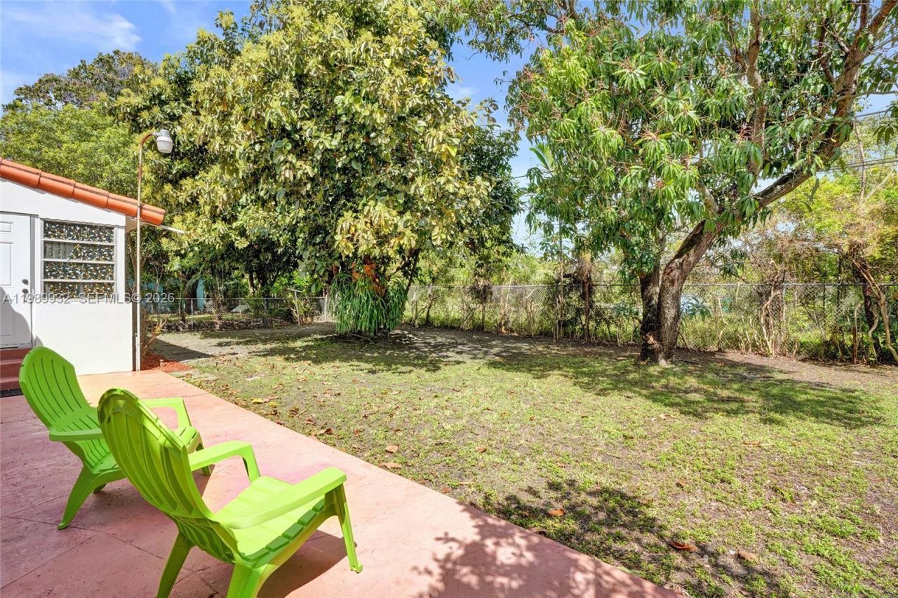 221 NE 48th Ter , Miami, FL 33137 Photo