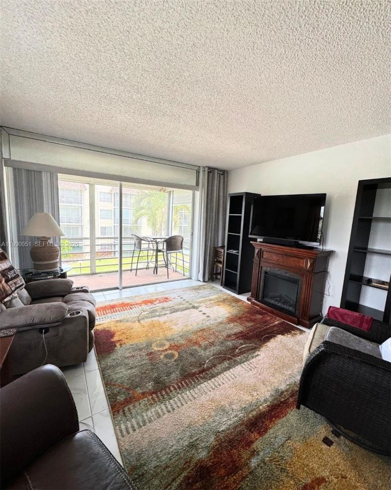 3776 Inverrary Blvd, Unit 301R, Lauderhill, FL 33319 Photo
