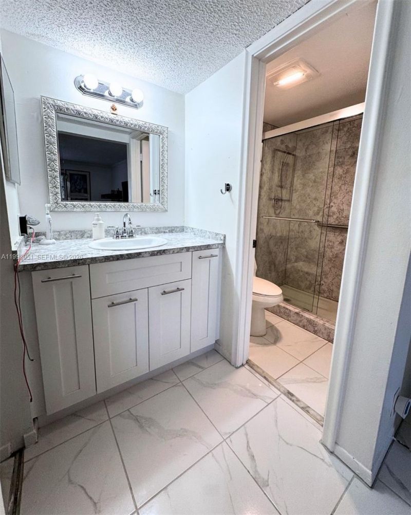 3776 Inverrary Blvd, Unit 301R, Lauderhill, FL 33319 Photo