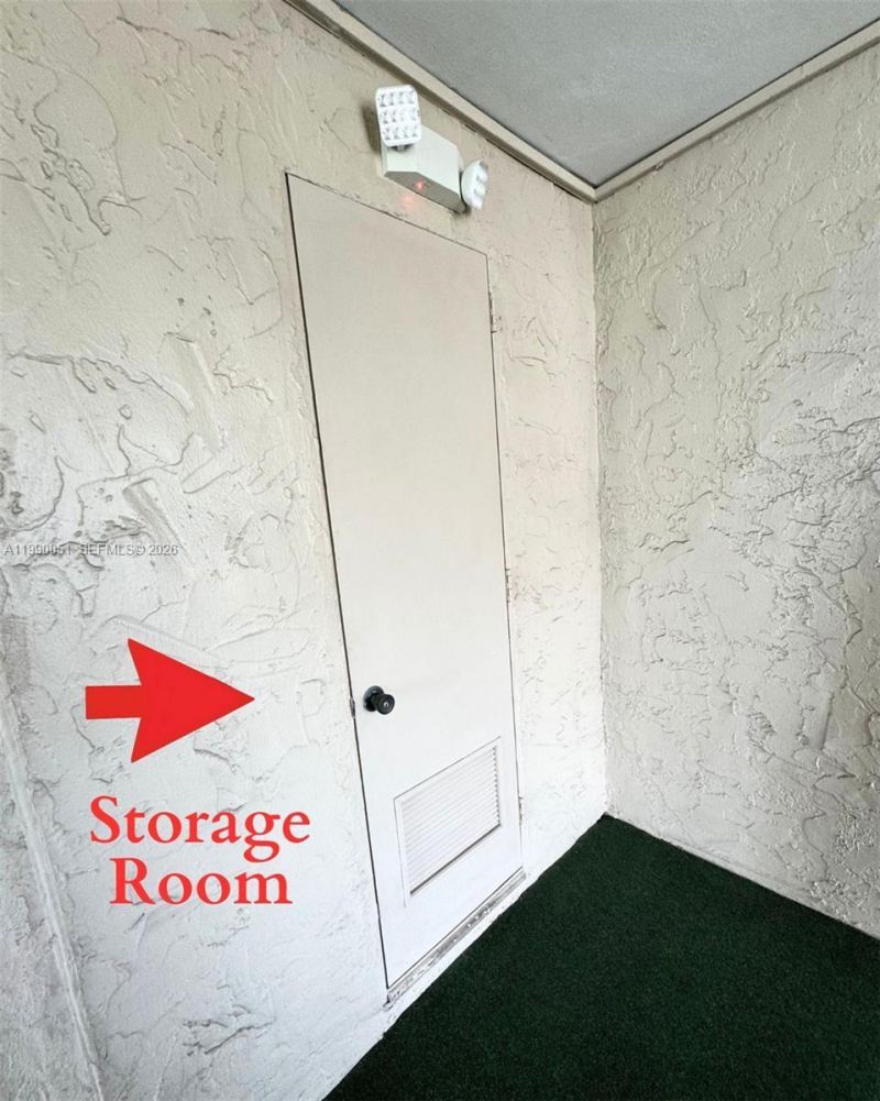 3776 Inverrary Blvd, Unit 301R, Lauderhill, FL 33319 Photo