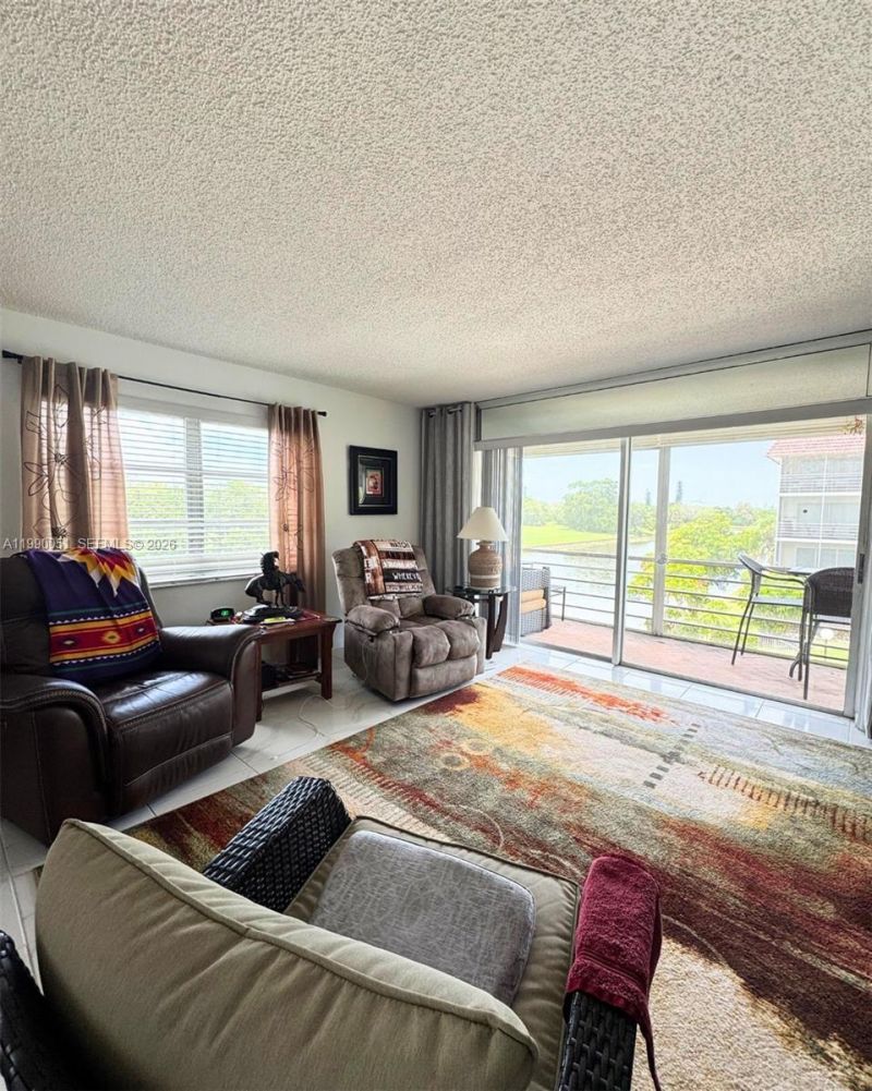 3776 Inverrary Blvd , Unit 301R, Lauderhill, FL 33319 Photo