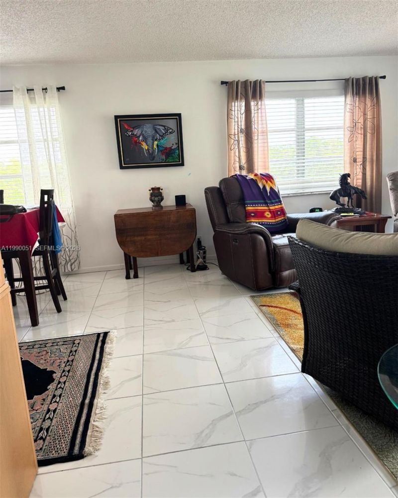 3776 Inverrary Blvd , Unit 301R, Lauderhill, FL 33319 Photo