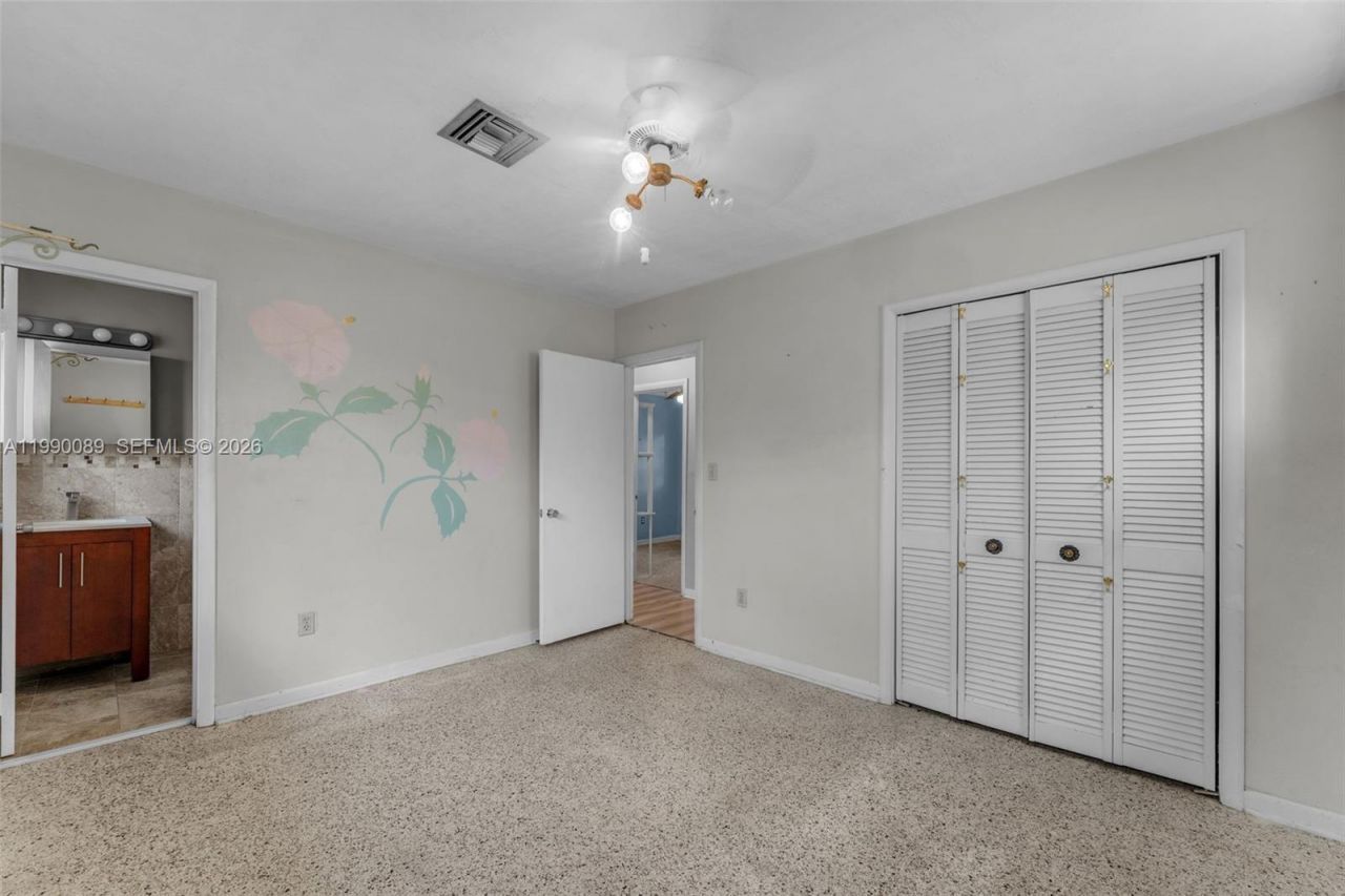 4341 SW 104th Ct, Miami, FL 33165 Photo