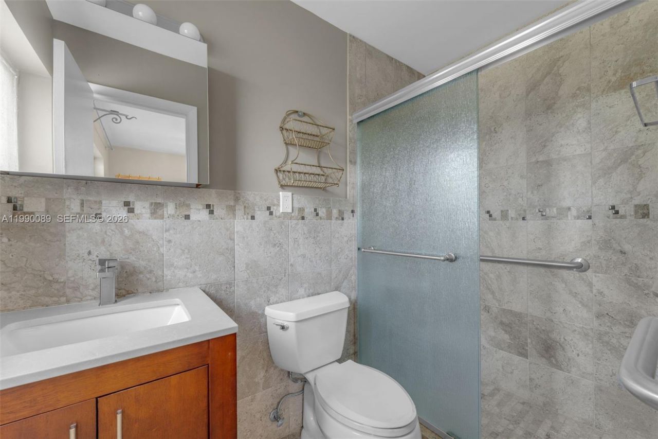 4341 SW 104th Ct, Miami, FL 33165 Photo