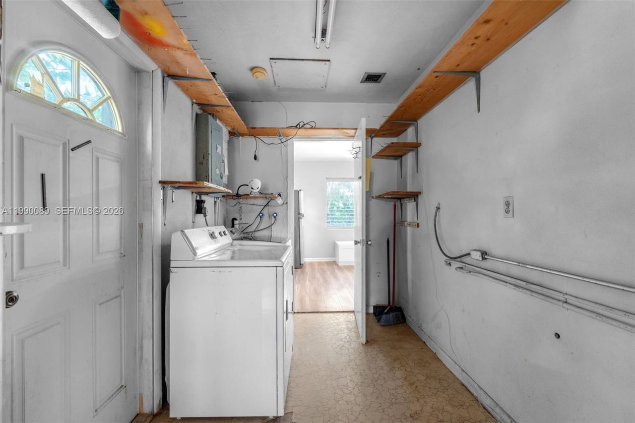 4341 SW 104th Ct, Miami, FL 33165 Photo