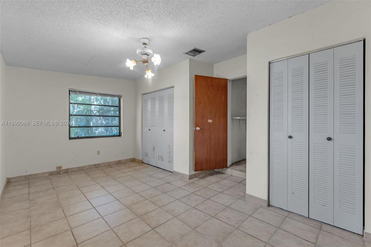 4341 SW 104th Ct, Miami, FL 33165 Photo