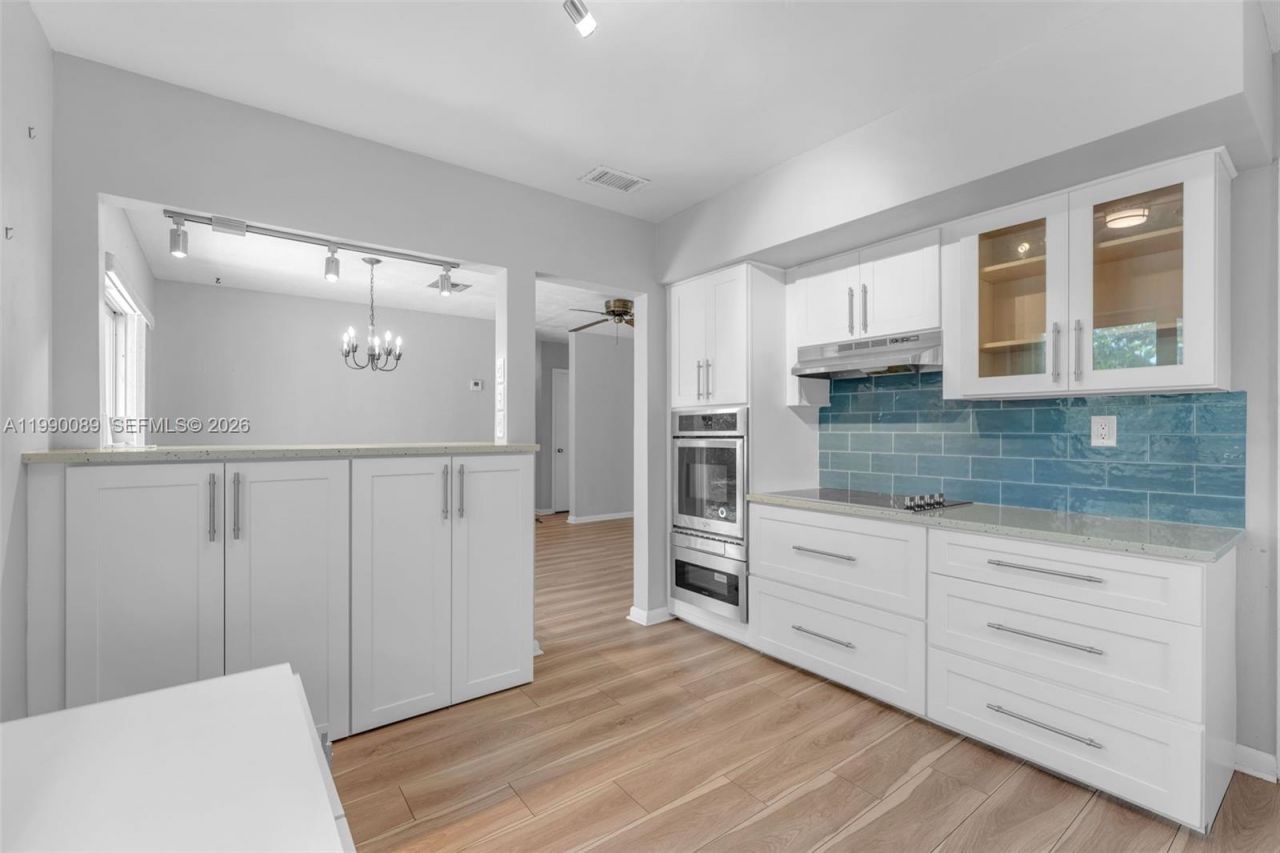 4341 SW 104th Ct, Miami, FL 33165 Photo