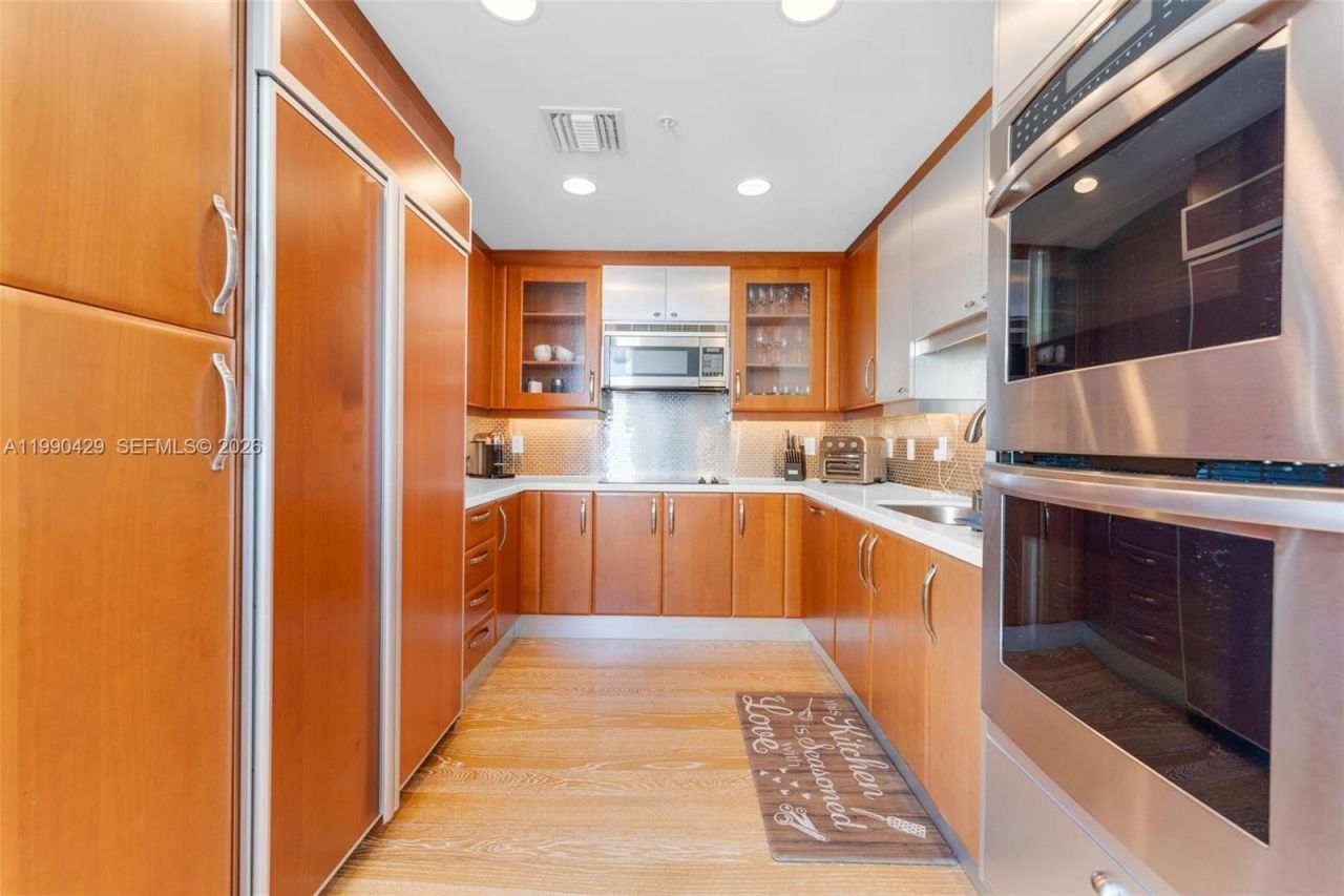 19400 Turnberry Way , Unit 2011, Aventura, FL 33180 Photo