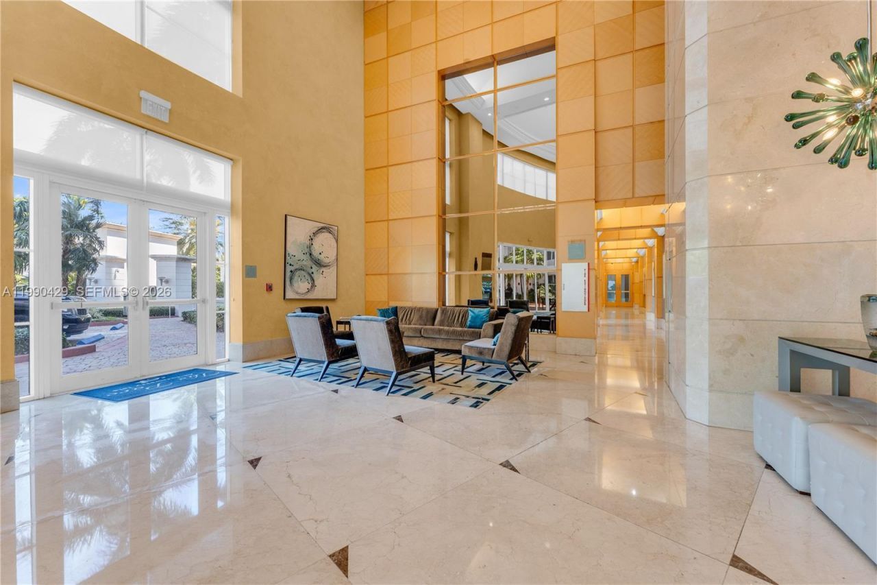 19400 Turnberry Way , Unit 2011, Aventura, FL 33180 Photo