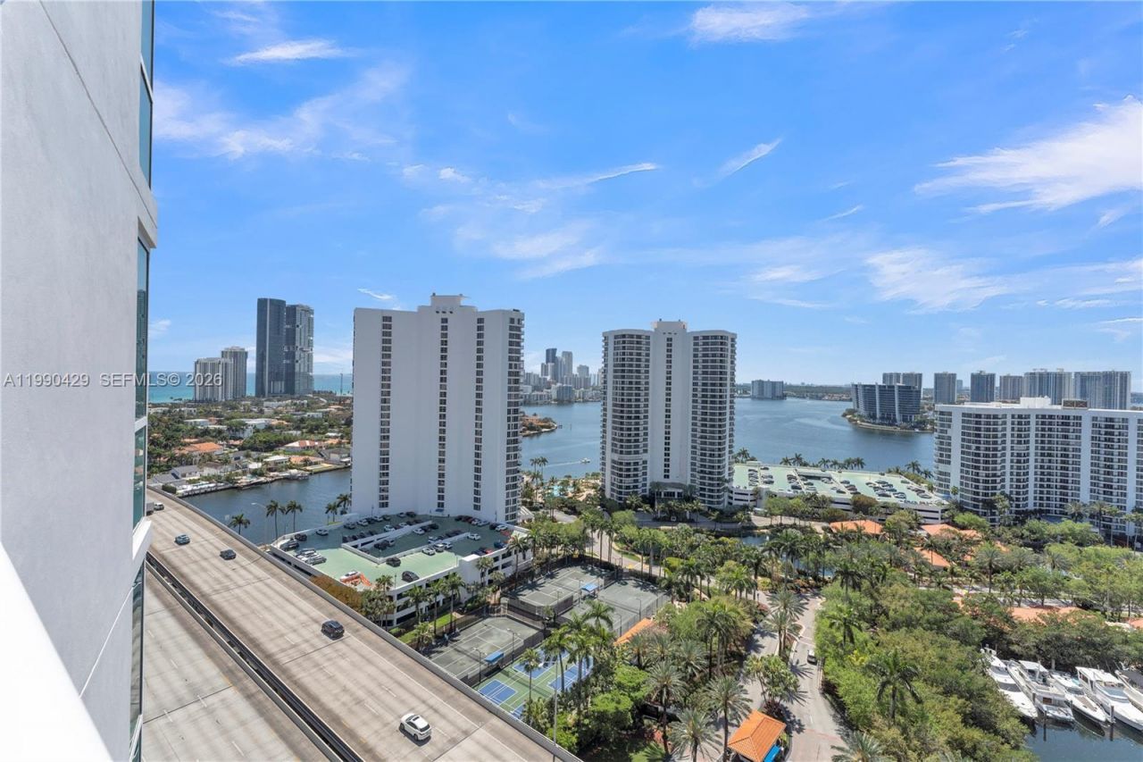 19400 Turnberry Way , Unit 2011, Aventura, FL 33180 Photo