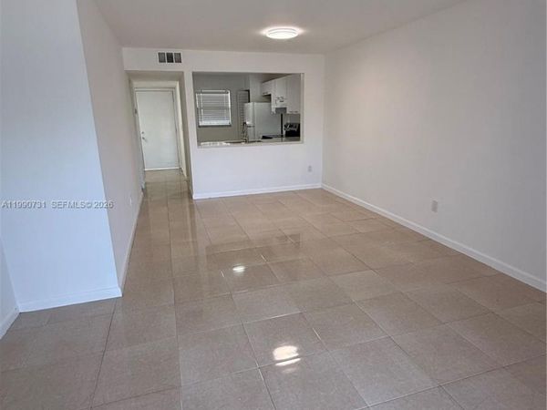 860 NE 207th Ter, Unit 8-106, Miami, FL 33179