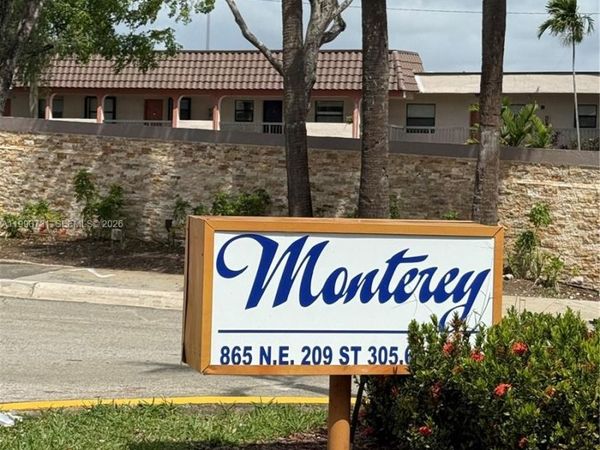 860 NE 207th Ter , Unit 8-106, Miami, FL 33179