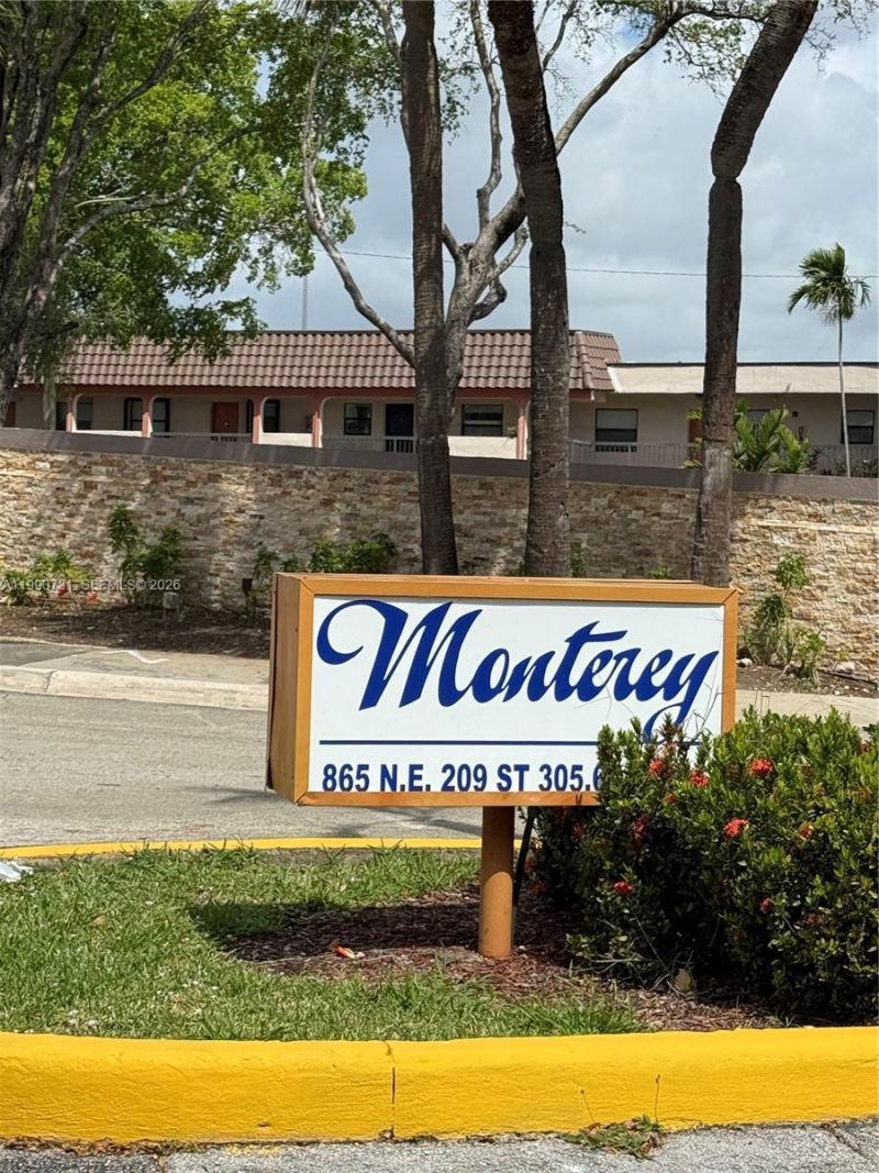 860 NE 207th Ter, Unit 8-106, Miami, FL 33179 Photo