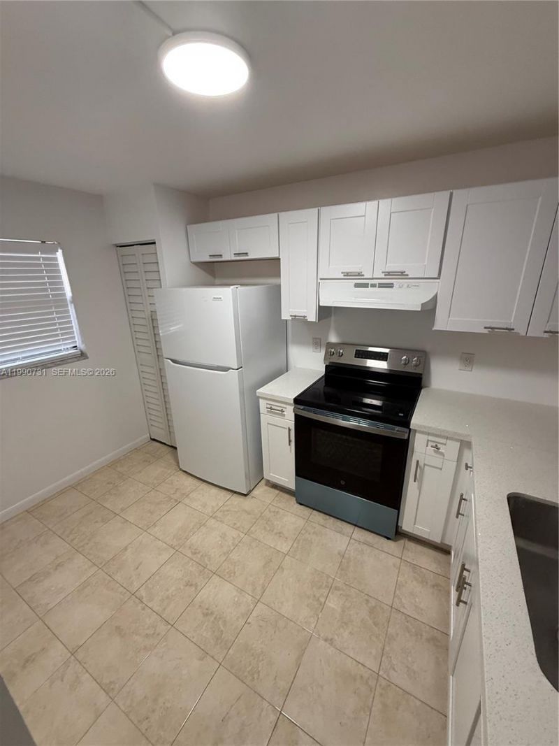 860 NE 207th Ter, Unit 8-106, Miami, FL 33179 Photo