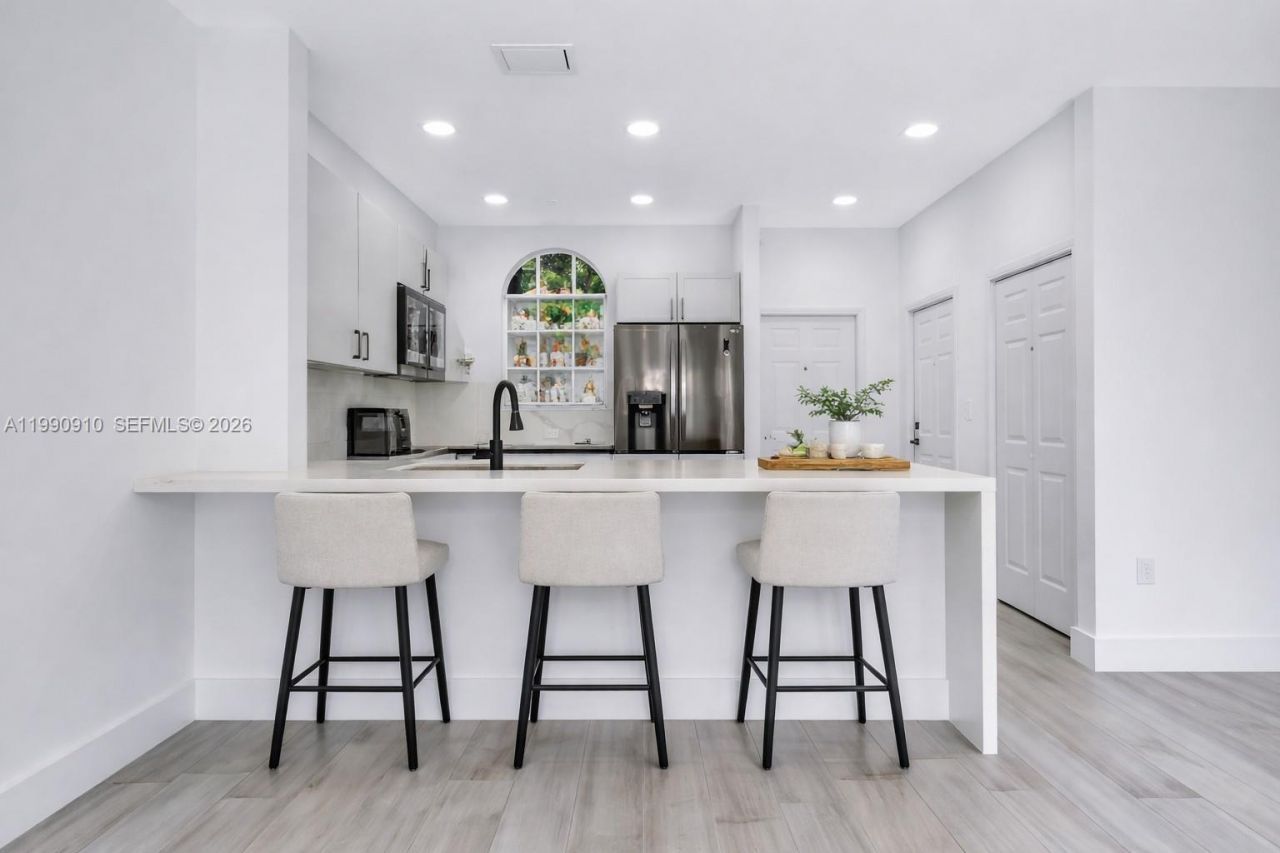 4977 SW 135th Way , Miramar, FL 33027 Photo