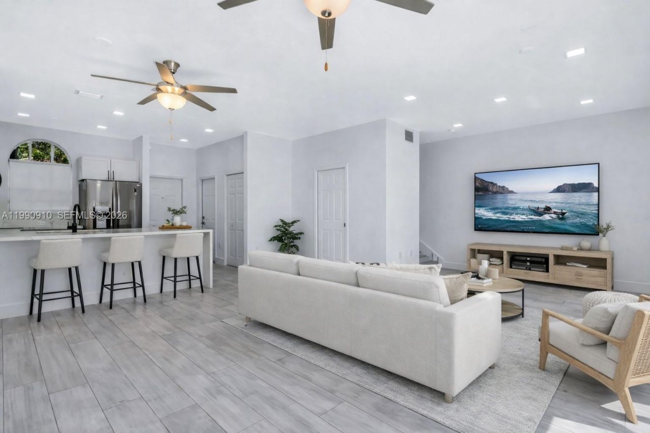 4977 SW 135th Way , Miramar, FL 33027 Photo