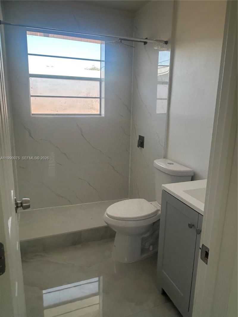 2100 N 14th Ave , Unit 1-2, Hollywood, FL 33020 Photo