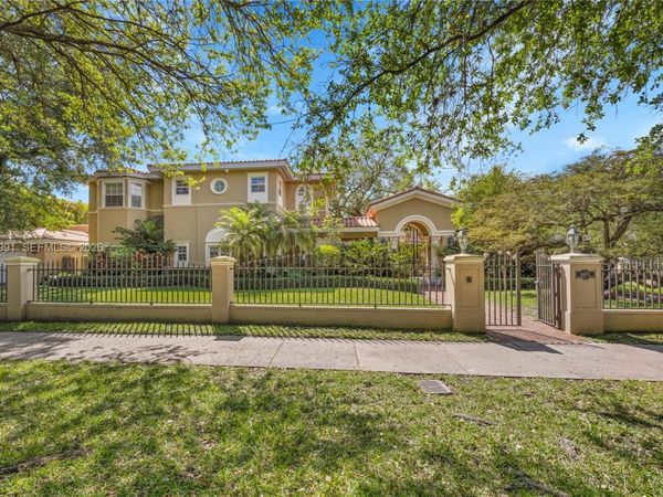 6200 Granada Blvd , Coral Gables, FL 33146