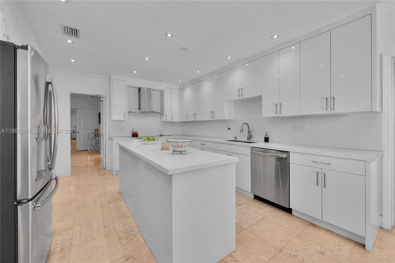 6200 Granada Blvd , Coral Gables, FL 33146 Photo