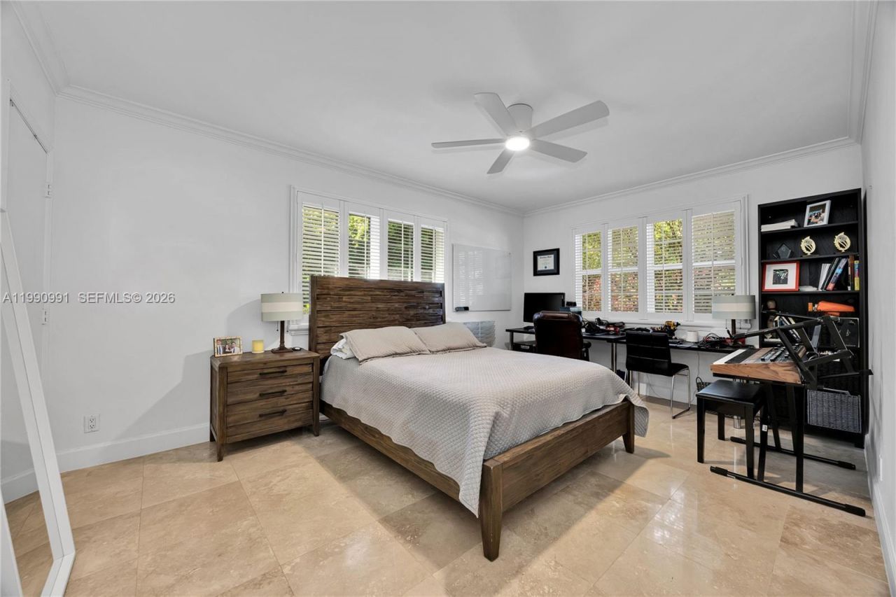 6200 Granada Blvd , Coral Gables, FL 33146 Photo