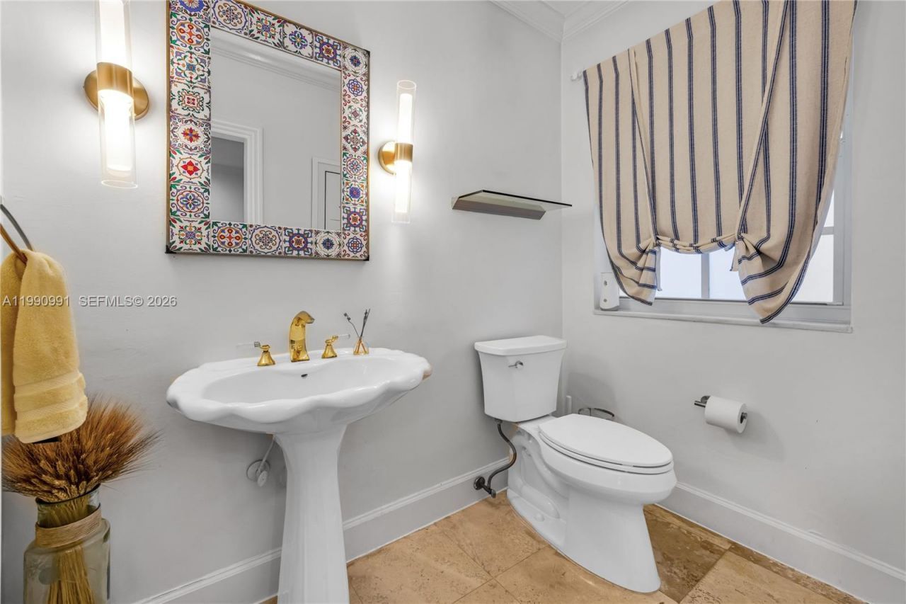 6200 Granada Blvd , Coral Gables, FL 33146 Photo