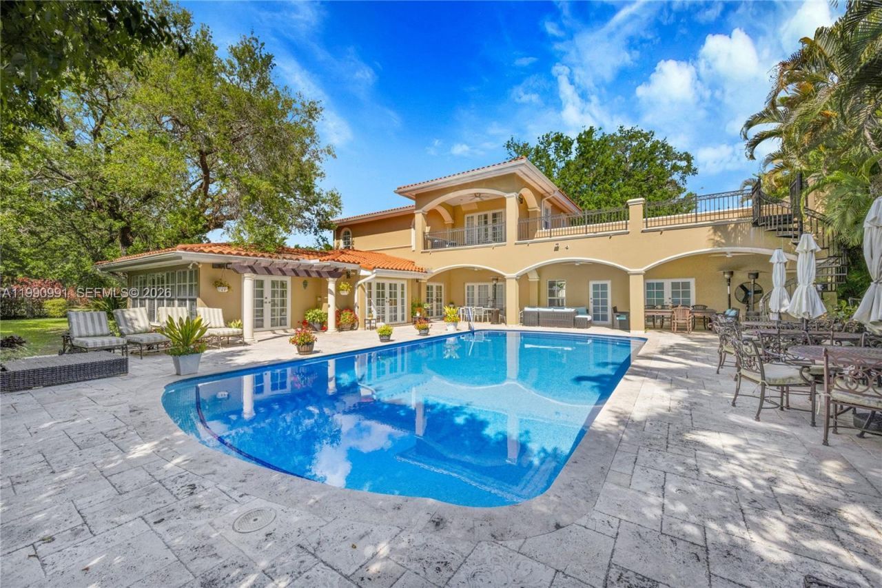 6200 Granada Blvd , Coral Gables, FL 33146 Photo