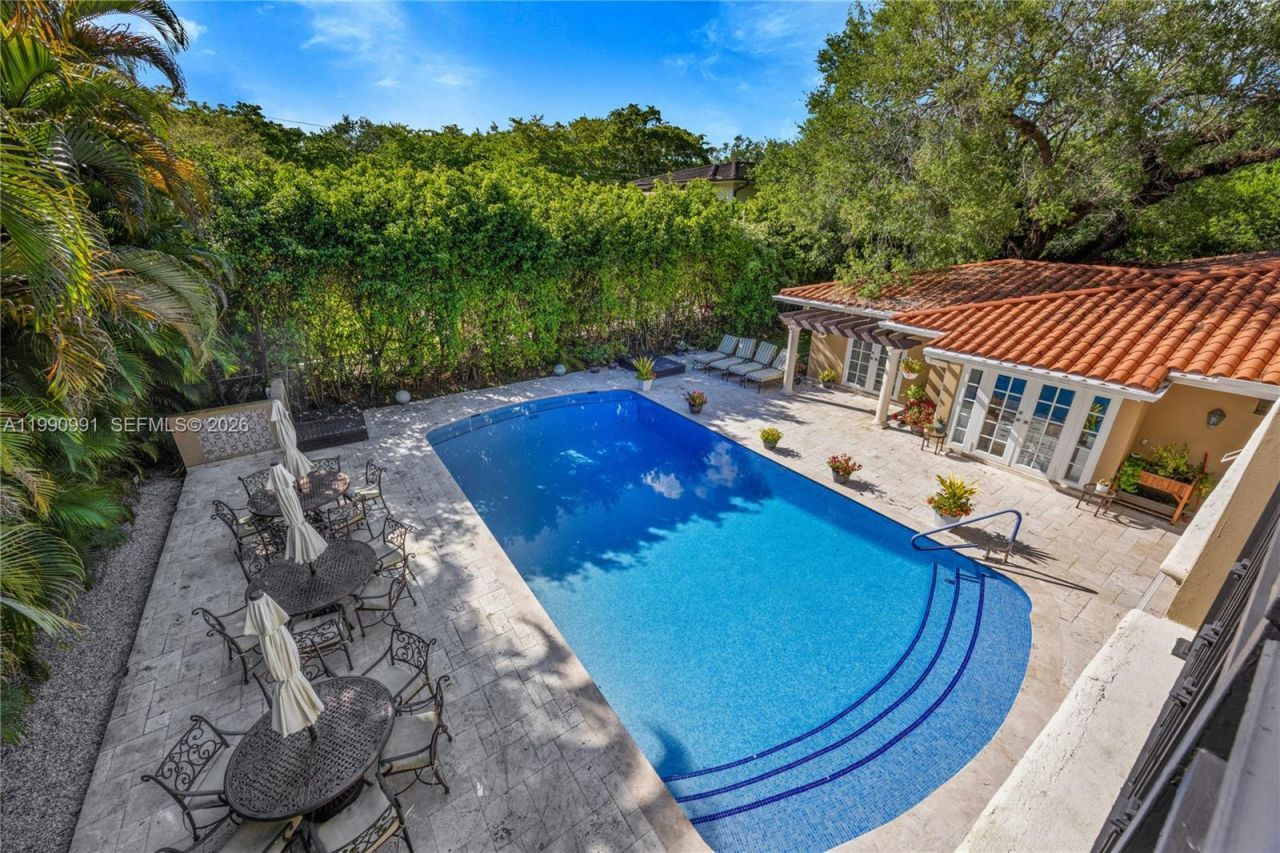 6200 Granada Blvd , Coral Gables, FL 33146 Photo